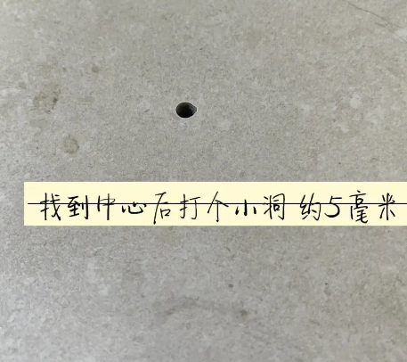 丰宁瓷砖空鼓维修公司专业解答在瓷砖铺贴过程中，如果砂料搅拌不均匀，将会带来以下问题